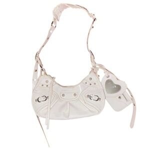 cute white bag purse with heart mirror charm